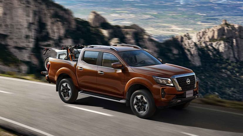 Auto Nissan Frontier 2024