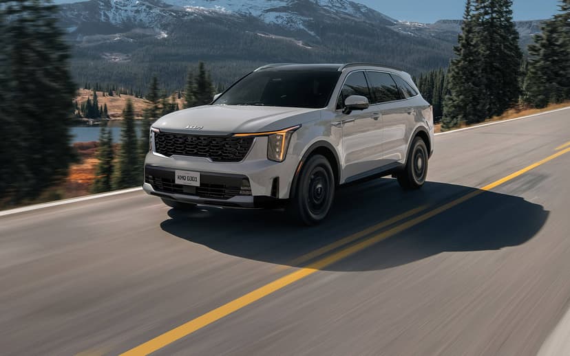 Auto KIA Sorento 2025