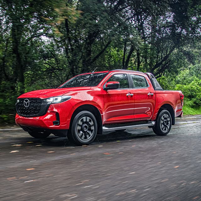 Auto Mazda BT-50 2025