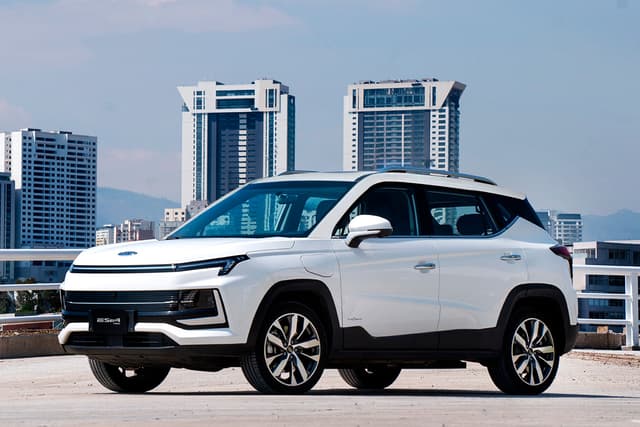 Auto JAC Esei 4 Pro 2024