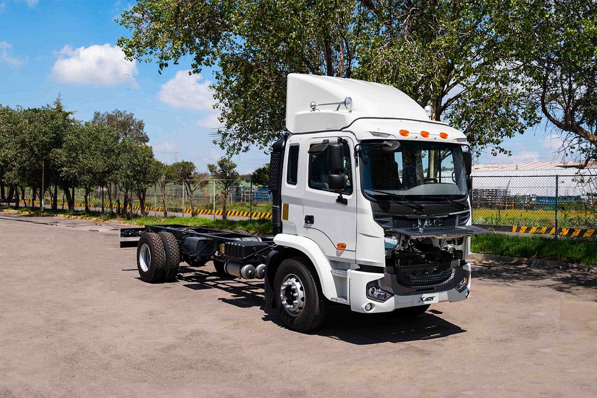 JAC x12k 2025
