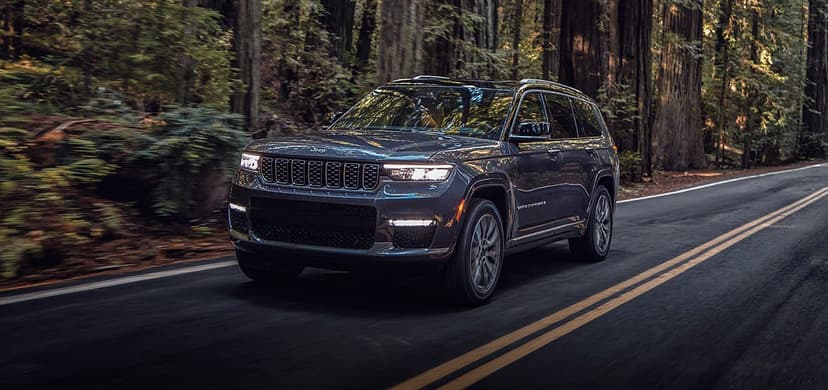 Auto Jeep Grand Cherokee 2024