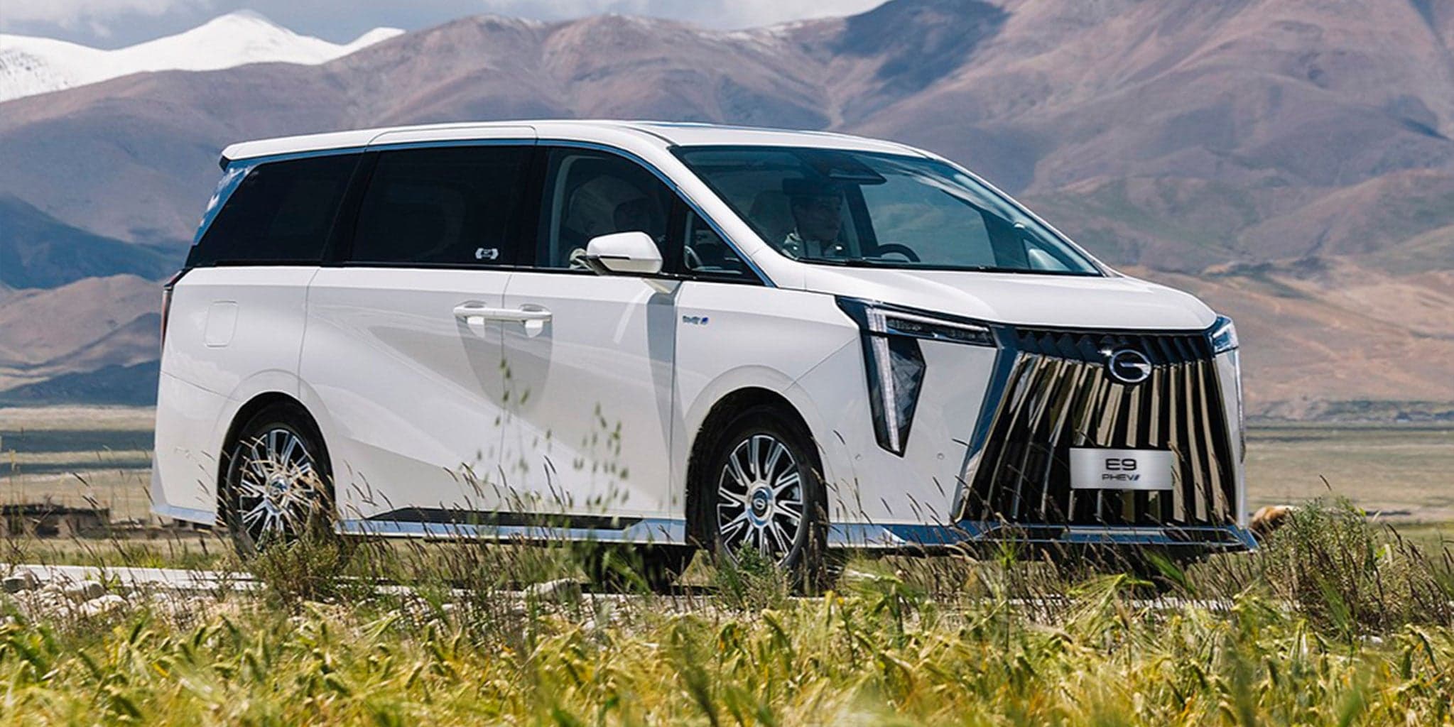 GAC Motor GN8 HEV 2025