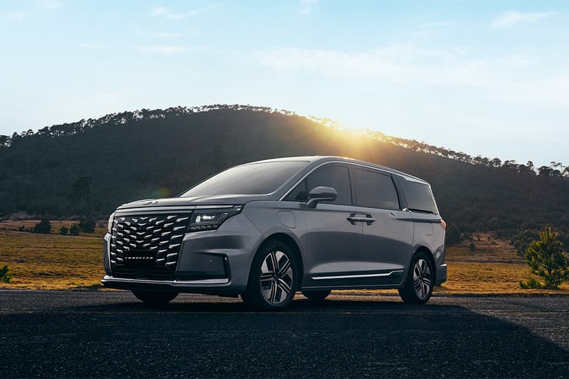 Auto JAC Traveler 2026